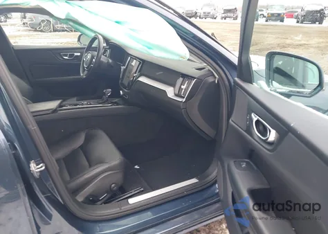 2019 Volvo S60 T6 Momentum from USA, damaged, VIN 7JRA22TK1KG006554